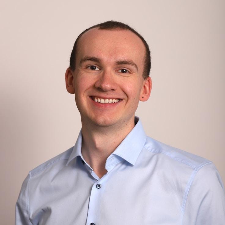 Portrait of Alex Rossi, community mentor and Italian cuisine specialist